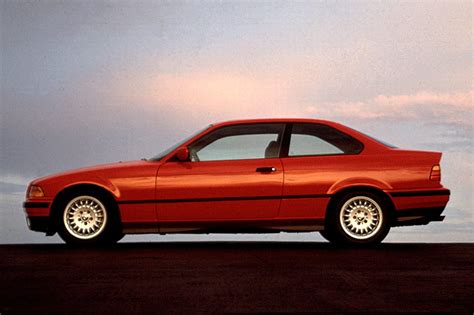 1992 98 Bmw 325i 328i 323i Consumer Guide Auto