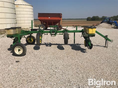 John Deere 7000 2 Row Planter Bigiron Auctions