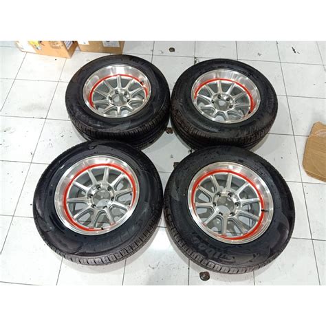 Jual Velg Mobil Bekas HSR TOBOALI Ring 18 Pcd 6x139 Plus Ban Untuk