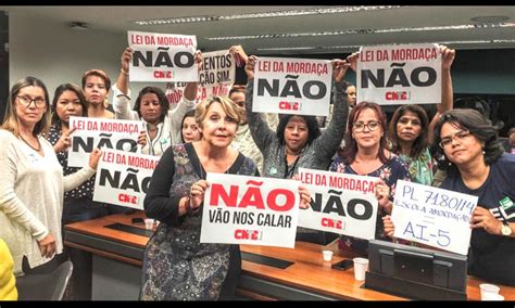 Pedido de vista coletivo adia votação da Lei da Mordaça SINPRO DF