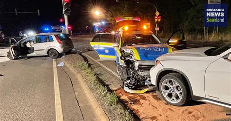 Auch Ein Streifenwagen Beteiligt Aktuell Schwerer Unfall In Saarlouis