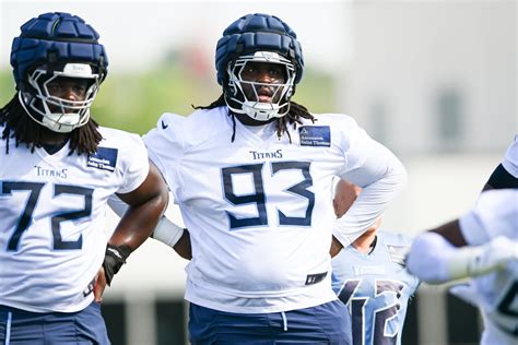 Tennessee Titans' T'Vondre Sweat placed on injured reserve