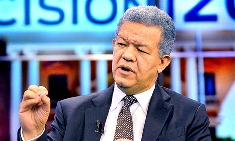 Leonel Fernández respalda cierre frontera dominicana