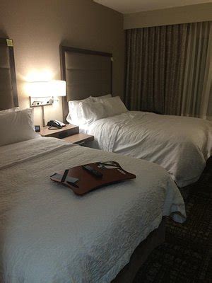 HAMPTON INN & SUITES DALLAS MARKET CENTER - Updated 2023 Prices & Hotel ...