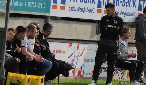 Hankofen Jubelt Im Derby Gegen Vilzing