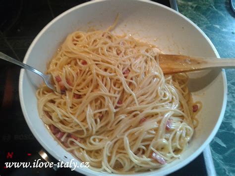 Dom C Spaghetti Alla Carbonara Fotografie Toprecepty Cz