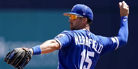 Whit Merrifield restructures Royals contract