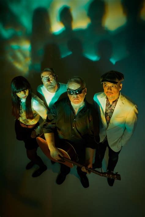 The Legendary Pixies Return To Australia For Their Come On Pilgrim It S Surfer Rosa Australian