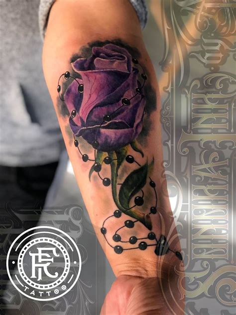 Tatuaje Del Artista Mexicano Fabian Rojas Rosa Realismo A Color