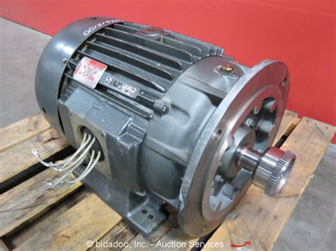 Lincoln Electric D 466927DB High Efficiency Industrial 30 HP Motor 3