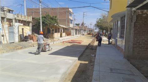 Piura Ejecutan obra de pistas y veredas en Veintiséis de Octubre