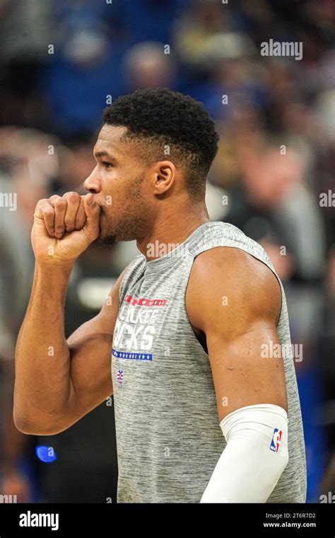 Giannis Antetokounmpo Hi Res Stock Photography And Images Alamy