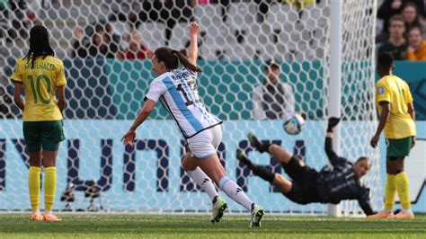Argentina Escapes 2-Goal Hole, Rallies to Draw With South Africa