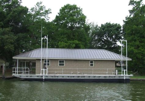 Houseboats, Party Barges, Dinner Boats For Sale - Lee Felterman & Assoc