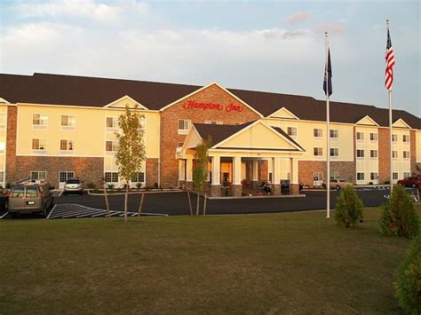 HAMPTON INN BANGOR - Prices & Hotel Reviews (Maine)