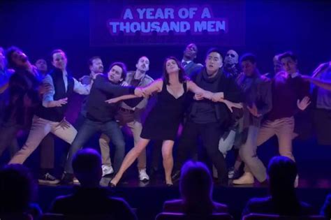 Watch Molly Shannon Stars In Candid Off Broadway Play In Snl Sketch