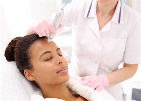 Benefits of Microneedling for collagen induction therapy