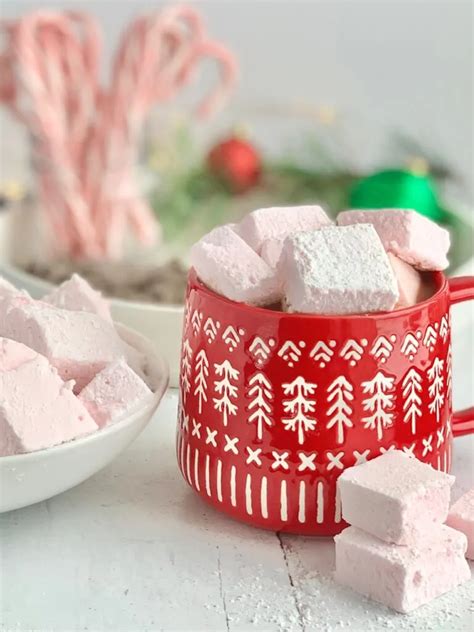 Homemade Peppermint Marshmallows