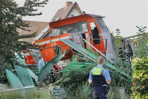 Geseke Lokf Hrer Stirbt Nach Zugentgleisung