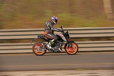 Ktm 125 Duke Review Picture Gallery Bikedekho