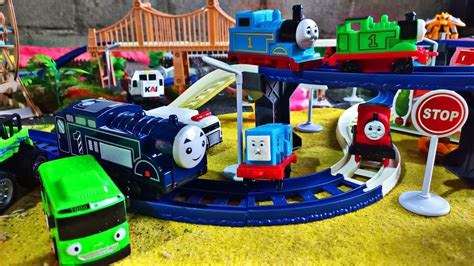 Merakit Kereta Api Mainan Trackmaster Kereta Thomas And Friend