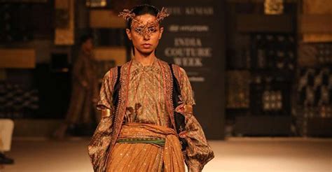 Ritu Kumar Showcases Collection At Fdci Hyundai India Couture Week