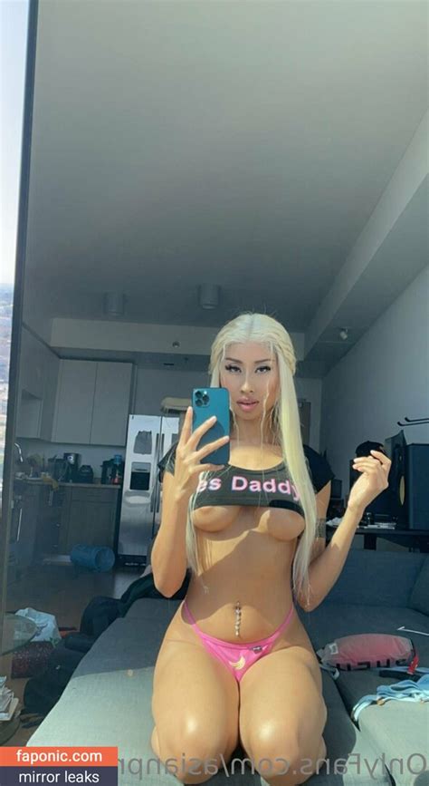 Kimmy Kums Aka Kimthebustyasian Aka Kim Kums Nude Leaks OnlyFans Faponic