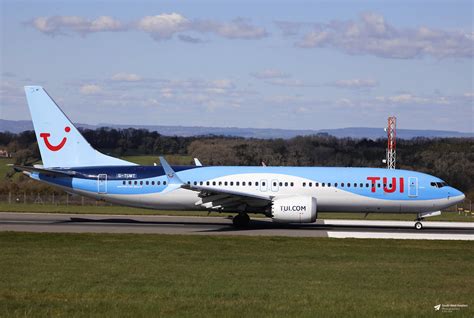 G Tumt Boeing Max Tui Airways Bristol Airport Lul Flickr