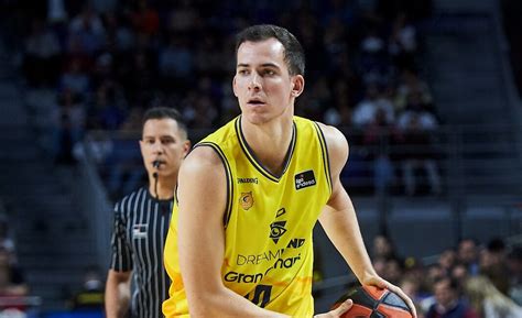 Miquel Salv Renueva Dos Temporadas Con El Dreamland Gran Canaria