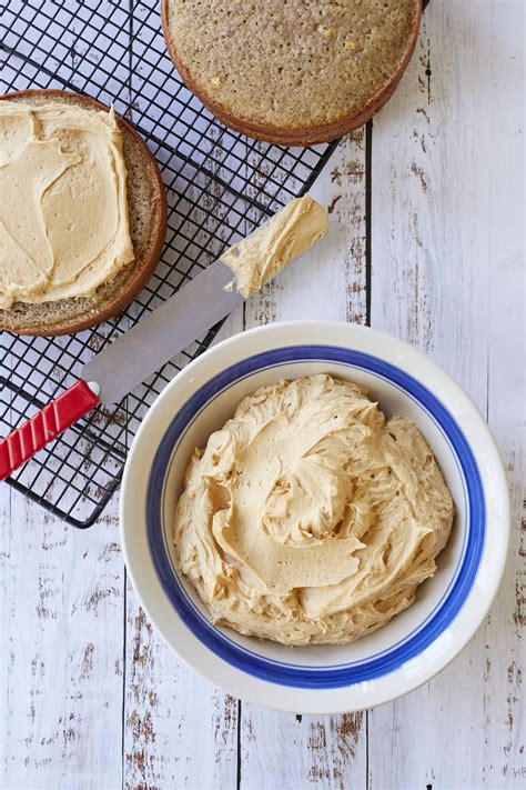 Salted Caramel Buttercream Frosting Gemmas Bigger Bolder Baking