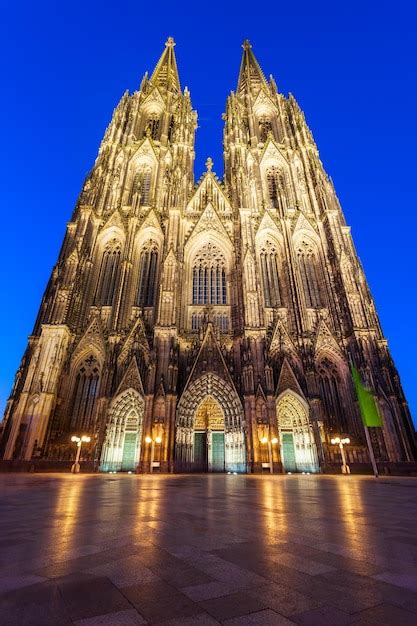 A catedral de colônia na alemanha Foto Premium