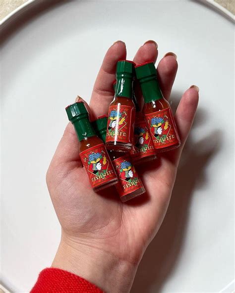 Mini Hot Sauces Mini Hot Sauces