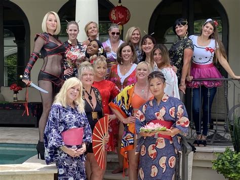 Pin By Stephanie Stenzel Land On Sushi Saki Pool Party Girls Pool