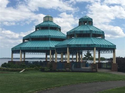 Raritan Bay Waterfront Park – Middlesex County Parks & Playgrounds ...