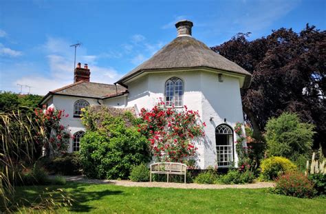 The Round House - Historic Holiday Let, Framlingham, Suffolk