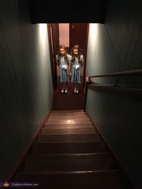 The Shining Twins Costume for Girls | Coolest DIY Costumes - Photo 2/3