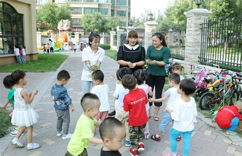 好榜樣首個童模選拔培訓基地落戶北大附屬實驗幼兒園恆大綠洲分園 每日頭條