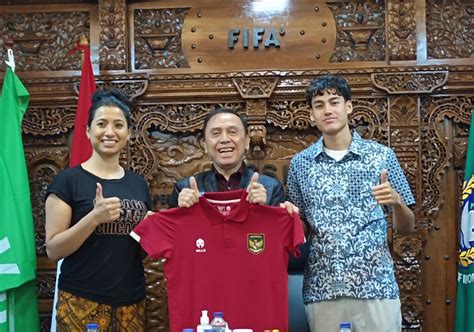 Ketum PSSI Terima Rafael Struick, Anggap Seperti Anak Sendiri