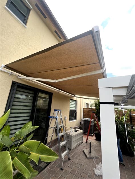 Retractable Awnings