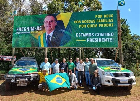 Erechim Recebe O 4º Outdoor De Apoio Ao Presidente Jair Bolsonaro Rs