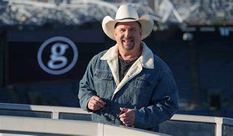 Garth Brooks To Live High Life In Dublin Ahead Of Croke Park