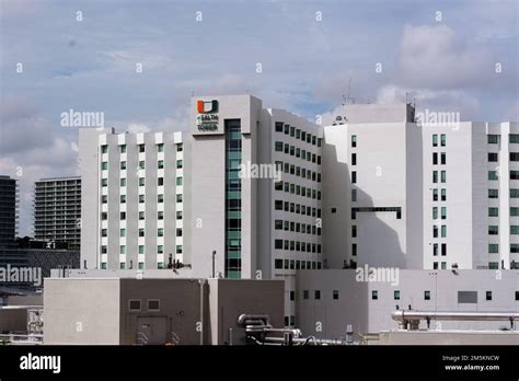 A scenic view of the exterior of the University of Miami Health Center ...