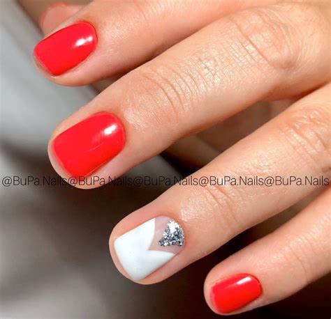 Manicura Rusa combinada y esmaltado semipermanente más kapping gel con