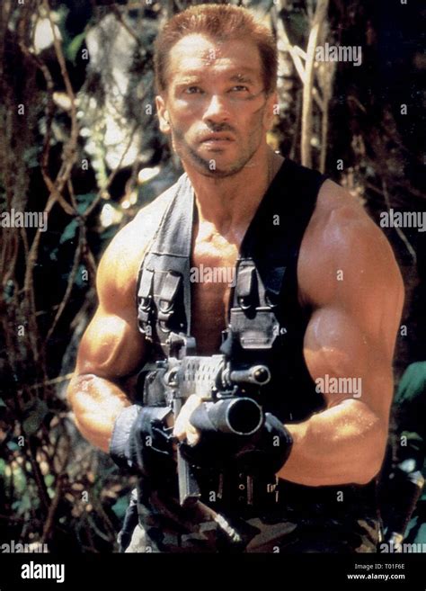 Predator arnold schwarzenegger hi-res stock photography and images - Alamy