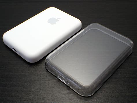 Elago Hybrid Case For Magsafe