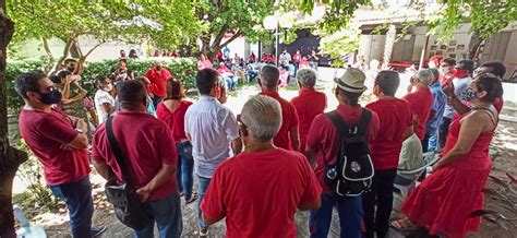 Dirigentes E Militantes Do Pt Ocupam Sede Do Partido Em Apoio Aos