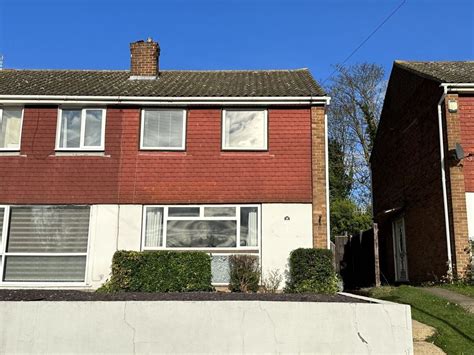 3 Bed Semi Detached House For Sale In Riverview Road Greenhithe Kent