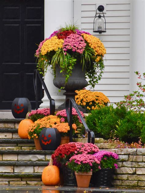 Pretty Pumpkins Porches And Planters Maison Mccauley