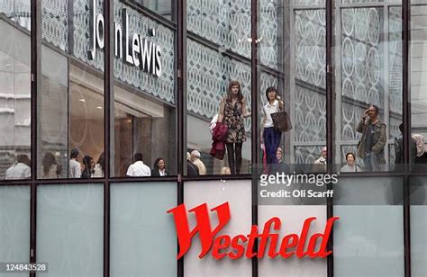 75 The Westfield Stratford City Shopping Centre Opens Photos And High Res