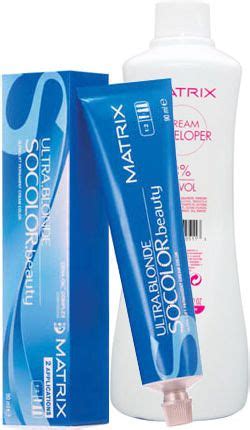 Matrix SOCOLOR Beauty Ultra Blonde Zestaw Do Koloryzacji Farba Do
